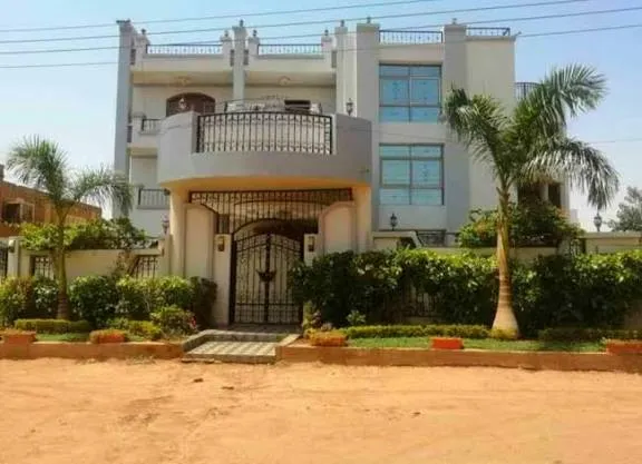 Dr. Osman Shareef Villa